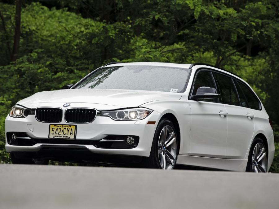  BMW 328i xDrive Touring 2013 года  (US) (фото 11 из 14)